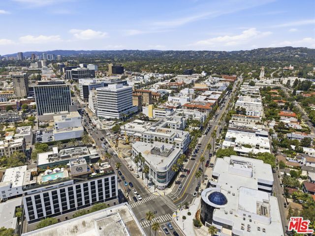 120 S Crescent Drive 104, Beverly Hills, CA 90212