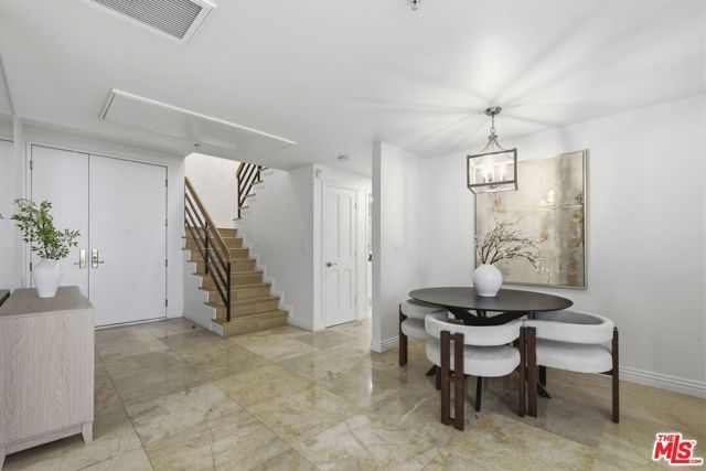 120 S Crescent Drive 104, Beverly Hills, CA 90212