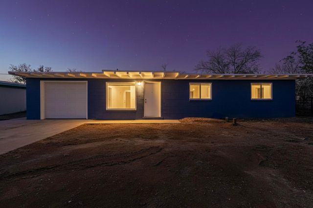1138 Luthy Circle NE, Albuquerque, NM 87112