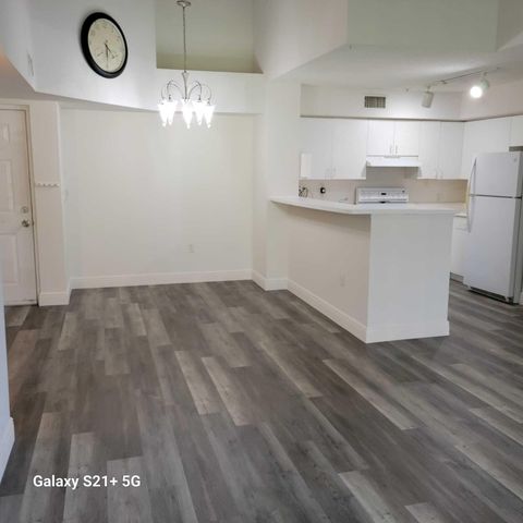 7832 Sonoma Springs Circle 204, Lake Worth, FL 33463