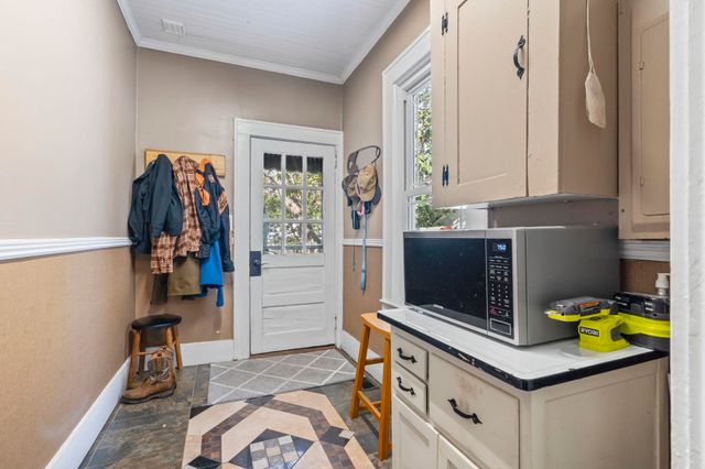 1006 10th Ave., Conway, SC 29526