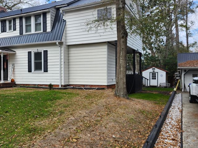 1006 10th Ave., Conway, SC 29526