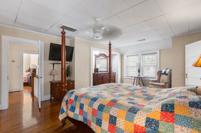 1006 10th Ave., Conway, SC 29526