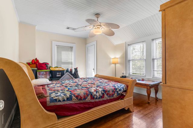 1006 10th Ave., Conway, SC 29526