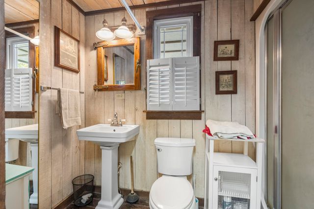 1006 10th Ave., Conway, SC 29526