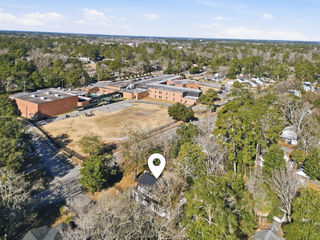 1006 10th Ave., Conway, SC 29526