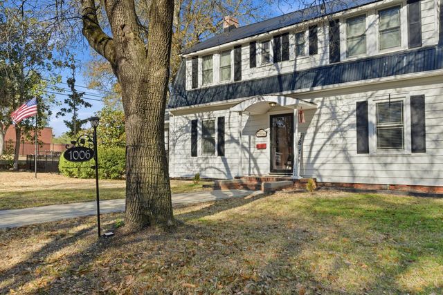 1006 10th Ave., Conway, SC 29526