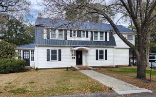 1006 10th Ave., Conway, SC 29526