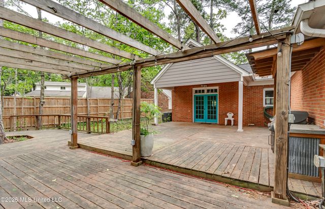 210 Sandpiper Road, Brandon, MS 39047
