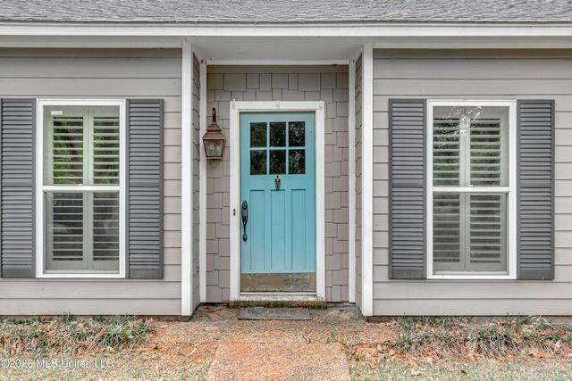 210 Sandpiper Road, Brandon, MS 39047