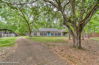 210 Sandpiper Road, Brandon, MS 39047