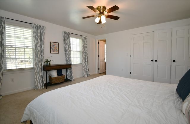 2293 Morrow Rd, Upper St Clair, PA 15241