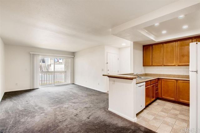 432 Edgehill Lane 156, Oceanside, CA 92054