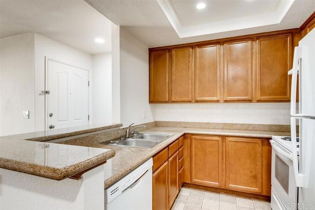 432 Edgehill Lane 156, Oceanside, CA 92054