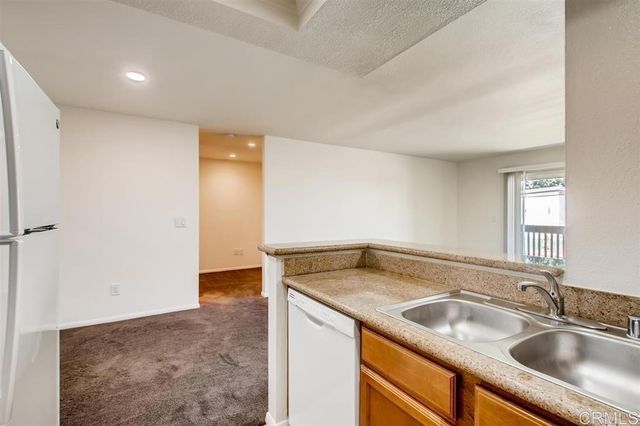 432 Edgehill Lane 156, Oceanside, CA 92054