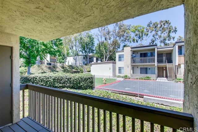 432 Edgehill Lane 156, Oceanside, CA 92054