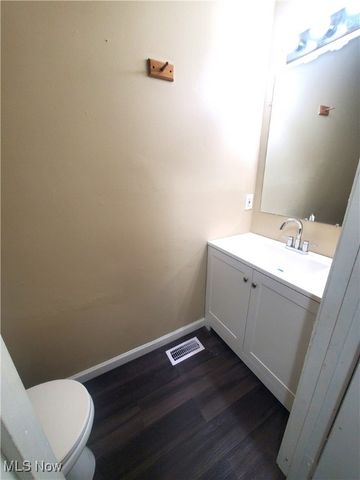 9923 Bessemer Avenue, Cleveland, OH 44104