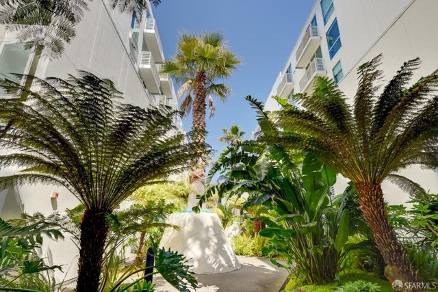 555 4th Street 822, San Francisco, CA 94107