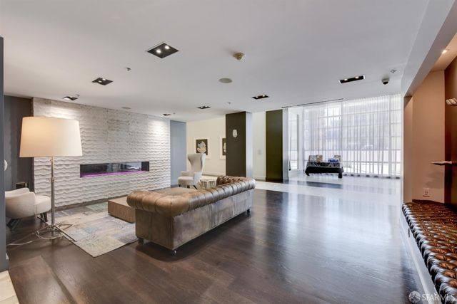 555 4th Street 822, San Francisco, CA 94107