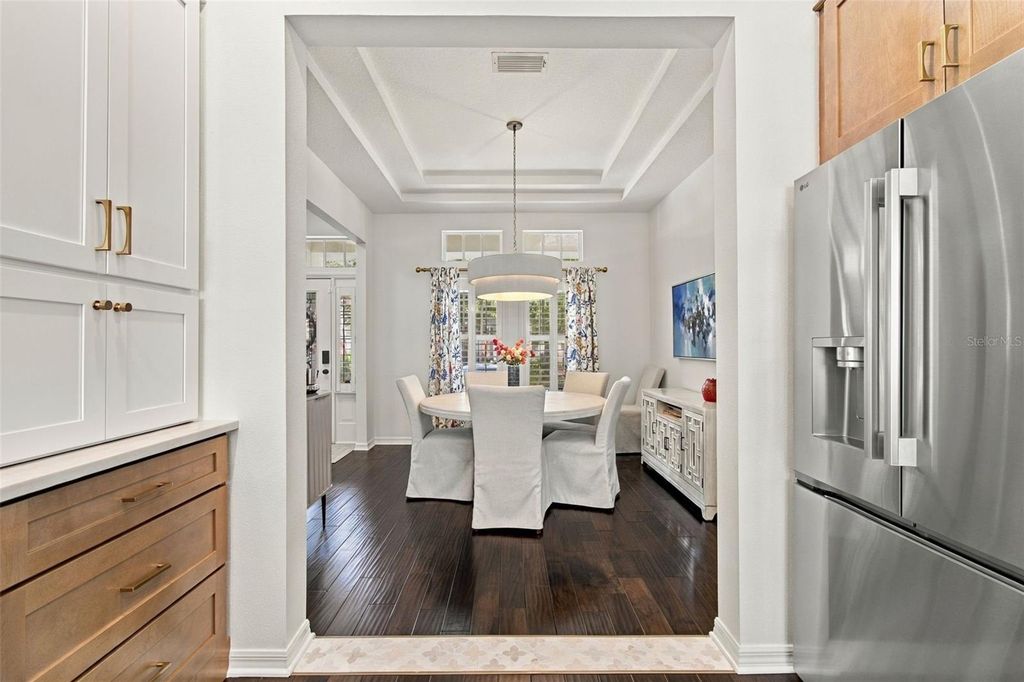 Image 2 of property listing at 10306 MARCHMONT COURT, Tampa, FL 33626