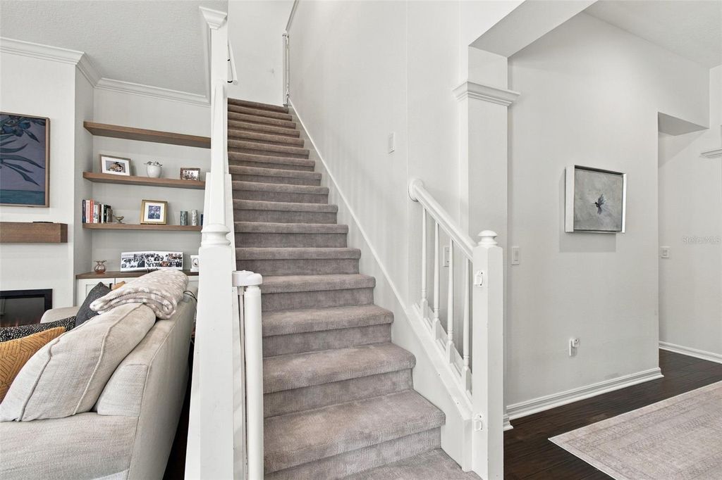 Image 38 of property listing at 10306 MARCHMONT COURT, Tampa, FL 33626