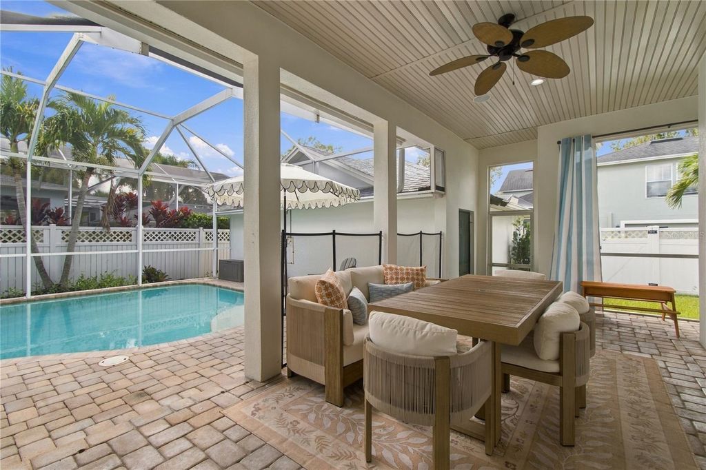 Image 50 of property listing at 10306 MARCHMONT COURT, Tampa, FL 33626