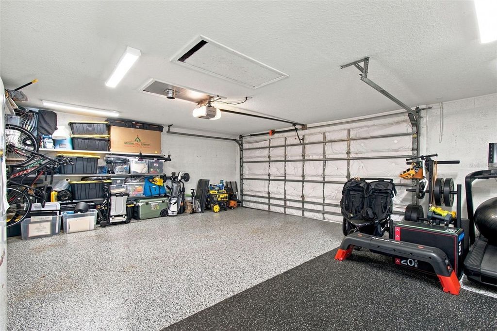 Image 54 of property listing at 10306 MARCHMONT COURT, Tampa, FL 33626