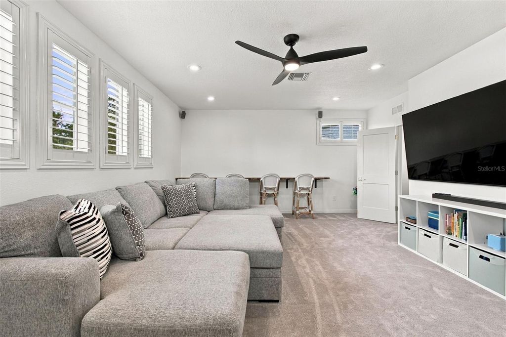 Image 7 of property listing at 10306 MARCHMONT COURT, Tampa, FL 33626
