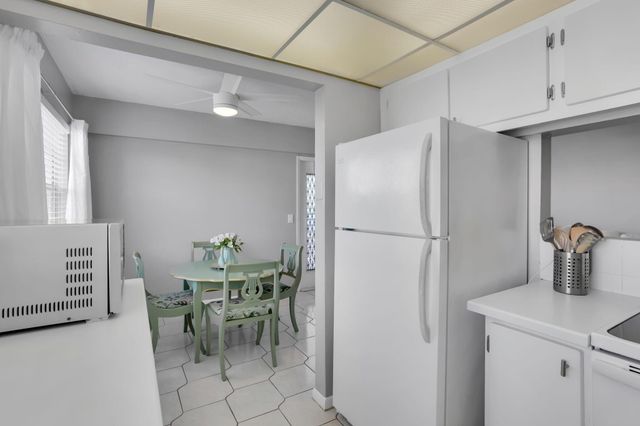 336 Dorset H, Boca Raton, FL 33434