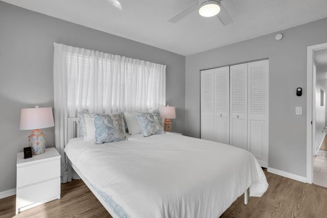 336 Dorset H, Boca Raton, FL 33434