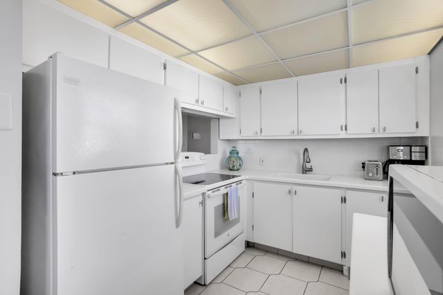 336 Dorset H, Boca Raton, FL 33434