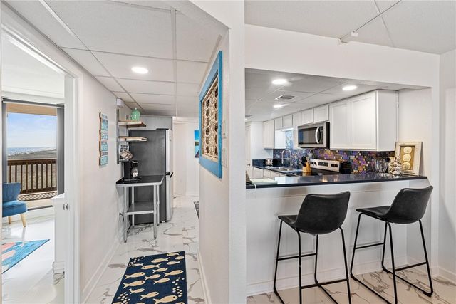 1000 Lantana Dr 702, Port Aransas, TX 78373