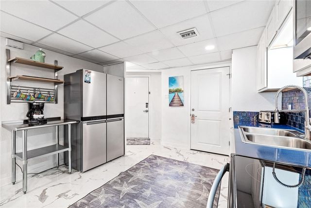 1000 Lantana Dr 702, Port Aransas, TX 78373