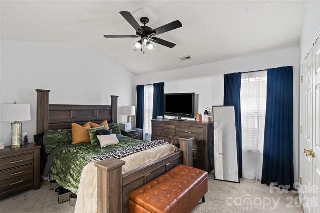 311 Alabarda Lane, Charlotte, NC 28273