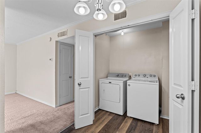 102 Strand Street 16, Galveston, TX 77550