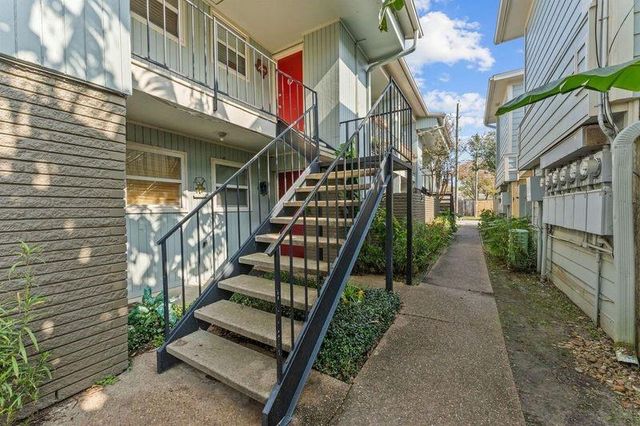 102 Strand Street 16, Galveston, TX 77550