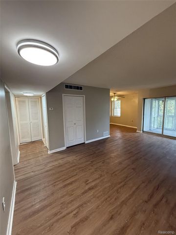 33023 Fargo Street, Livonia, MI 48152