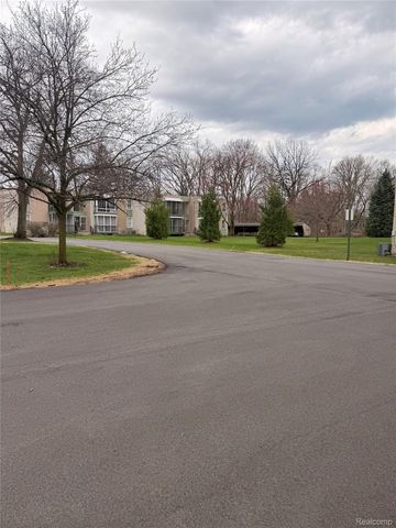 33023 Fargo Street, Livonia, MI 48152
