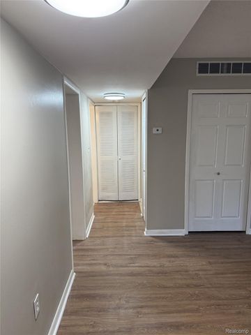 33023 Fargo Street, Livonia, MI 48152