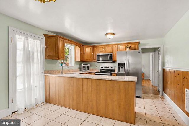 7685 MIDWAY AVE, Pasadena, MD 21122