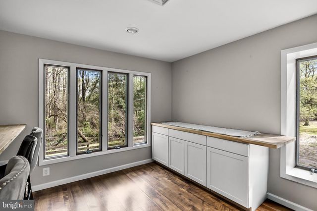 37 HAWKIN RD, Medford, NJ 08055