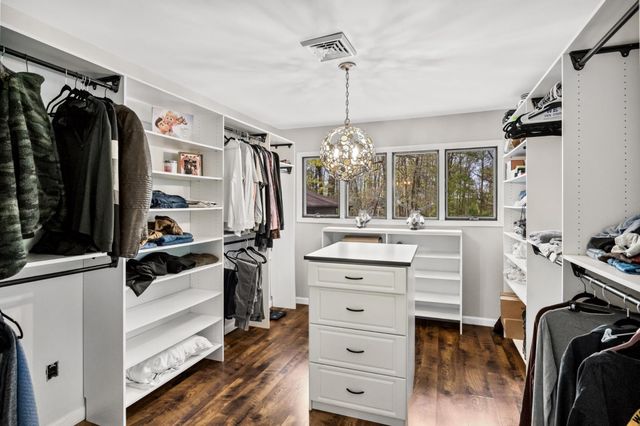 37 HAWKIN RD, Medford, NJ 08055