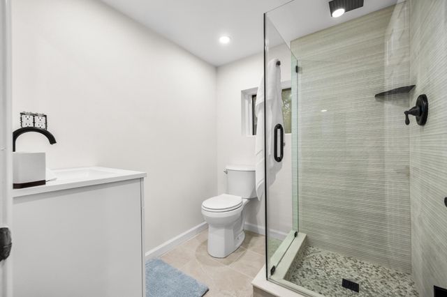 37 HAWKIN RD, Medford, NJ 08055