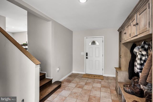 37 HAWKIN RD, Medford, NJ 08055