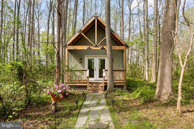 37 HAWKIN RD, Medford, NJ 08055