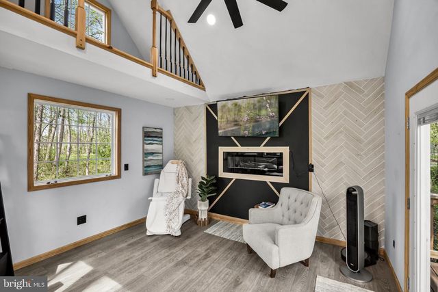 37 HAWKIN RD, Medford, NJ 08055