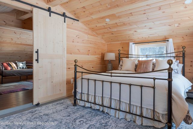 8 Don Irwin Road, Prattsville, NY 12468