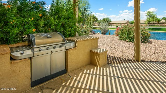 20705 N LEMON DROP Drive, Maricopa, AZ 85138