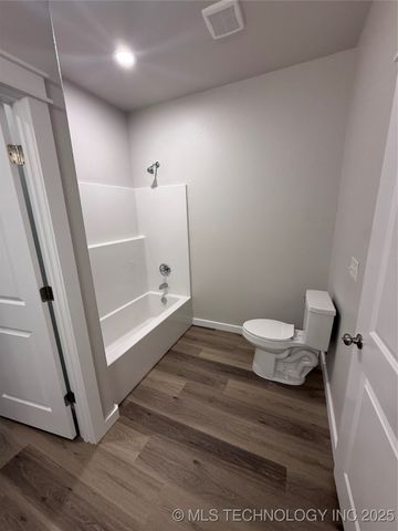 68 Loyal Lane, Durant, OK 74701