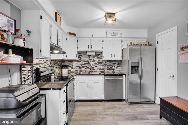 499 MANOR PL, Birdsboro, PA 19508